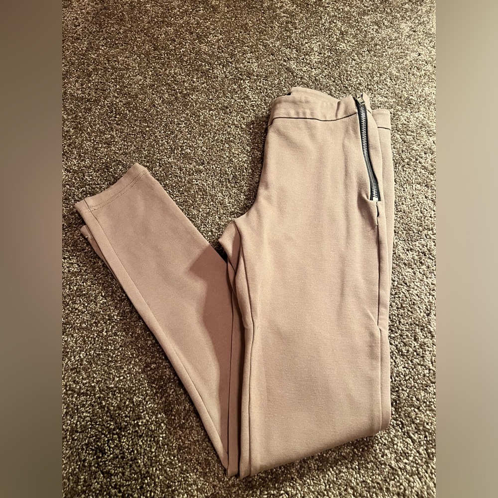 Forever 21 Beige Leggings with Zipper in Size Small